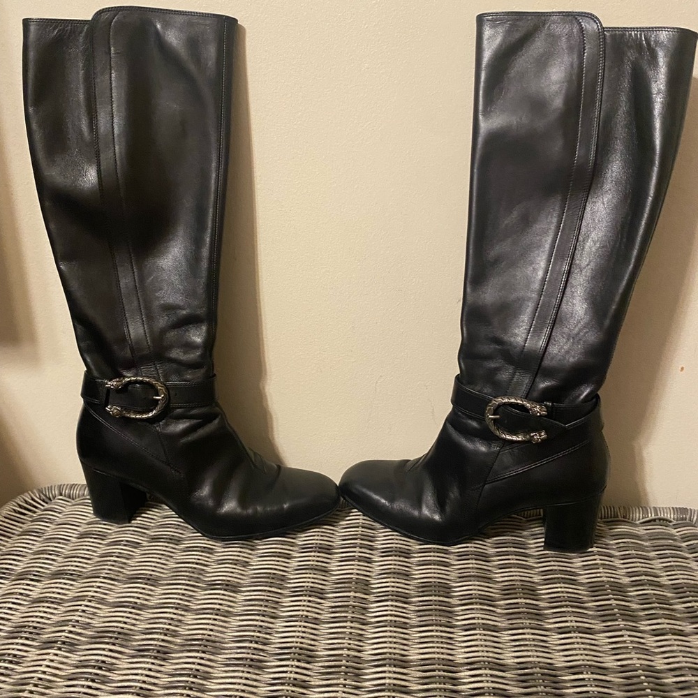 Womens. Gucci black leather boots - Picture 5 of 11